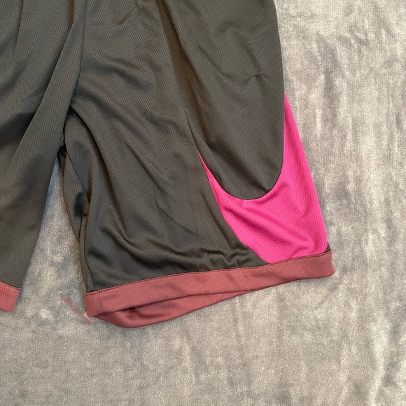 Nike Dri Fit Basketball Shorts. Black. Large. Loose Fit, At Knee. NWT - Picture 2 of 6